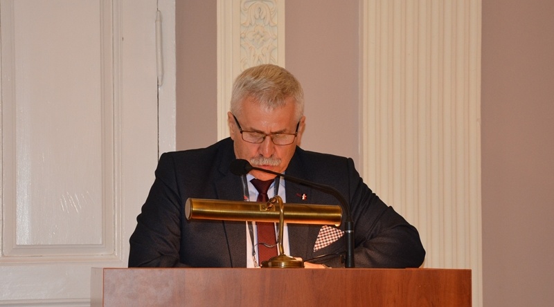 Sylwetkę laureata i jego zasługi przedstawił przewodniczący Regionu Lubelskiego Piotr Banach. Fot. PKD
