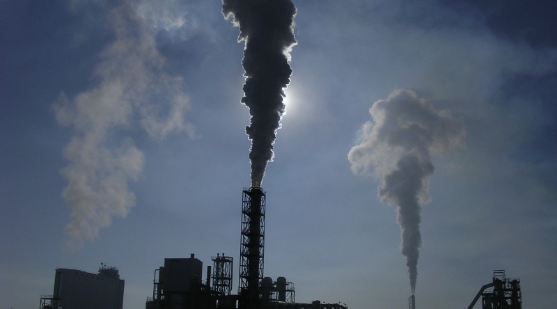 Emisja do atmosfery - zdjęcie ilustracyjne. fot. Pixabay