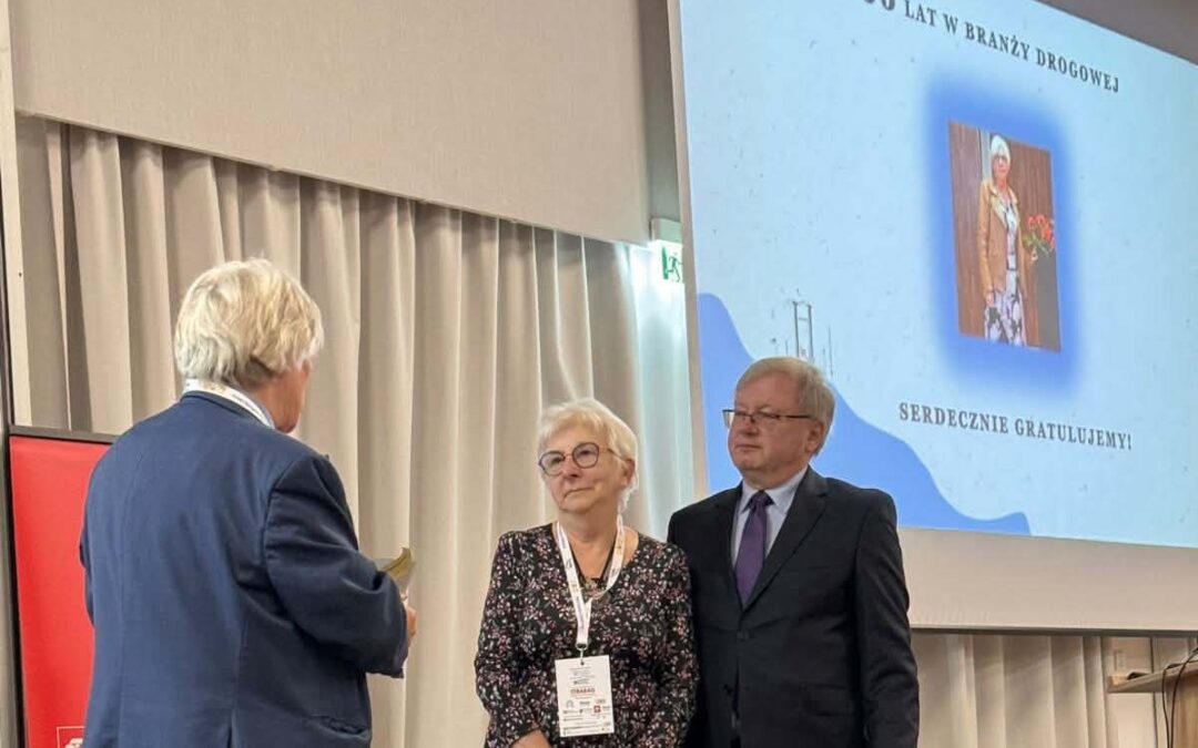 Wyróżnienie “Zasłużona dla sprawy drogowej” dla Ewy Wilk